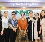 Khánh Ly đến thăm Tập đoàn Nguyễn Hoàng: Tôi trân quý con đường giáo dục của NHG