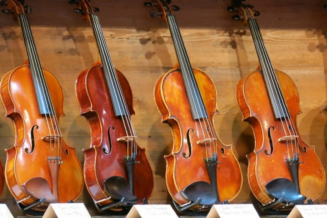Chế tác violin ở Cremona: Dưới bóng những bậc thầy